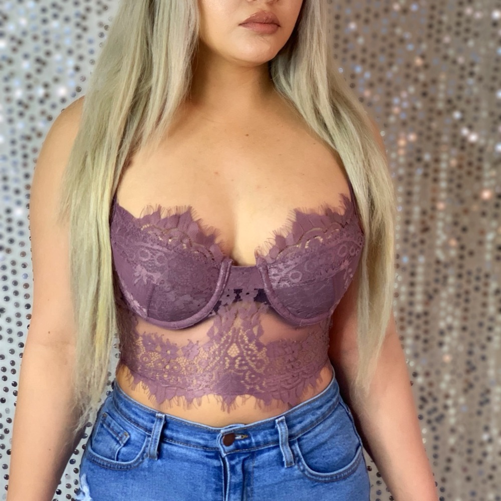 Crop top - Picture 2 of 2
